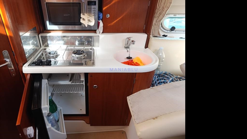 Jeanneau LEADER 805