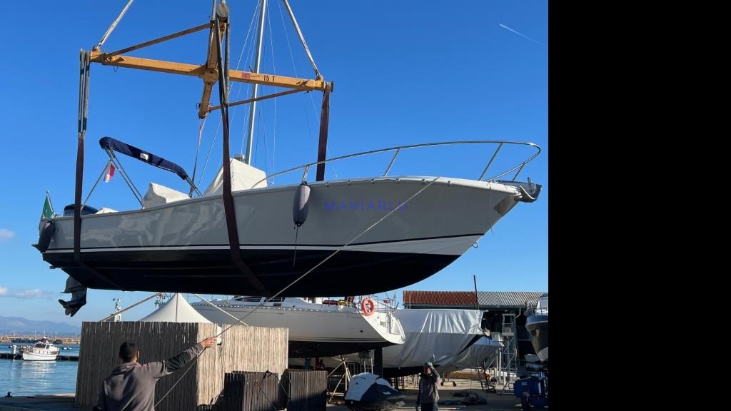 Mako Marine Mako 261