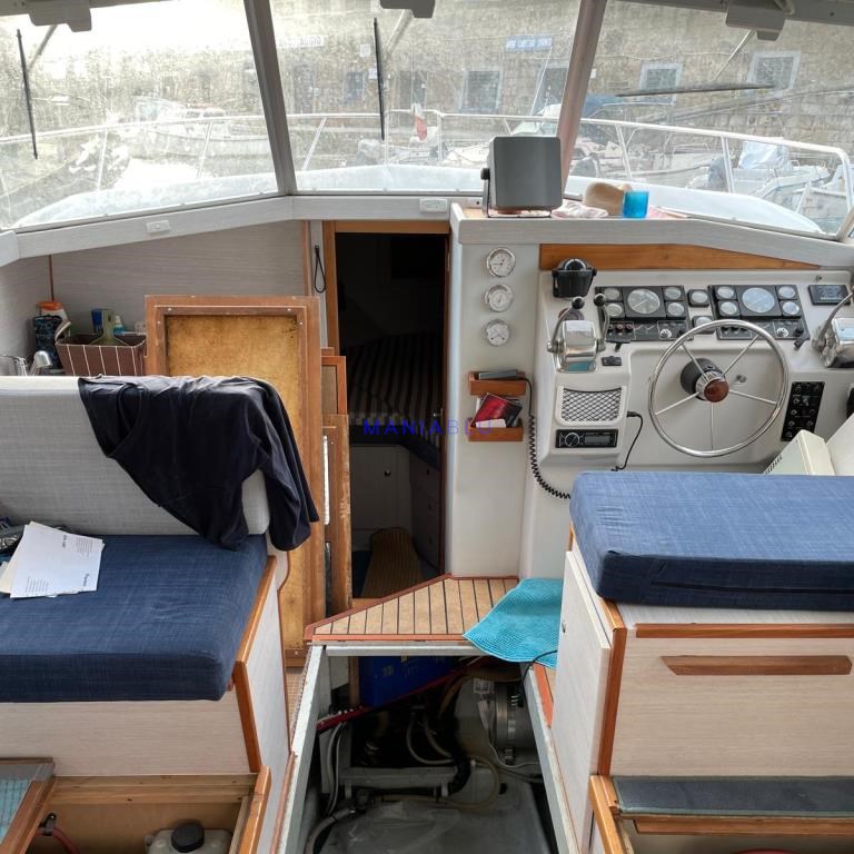 Bertram Caribbean 32 Fly 